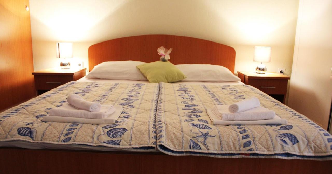Guesthouse Подаца Екстериор снимка